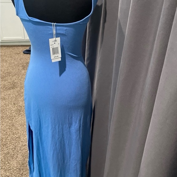 L*Space Camille body con style maxi dress NWT size medium - Picture 4 of 5
